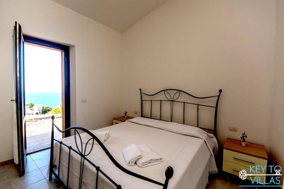 Villa Vista - Key To Villas Costa Paradiso Exteriör bild